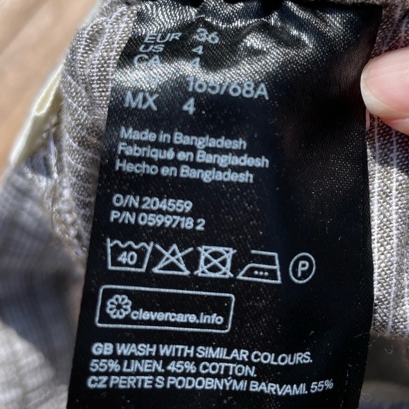 H&M Linen Blend Highrise Shorts - Picture 8 of 10